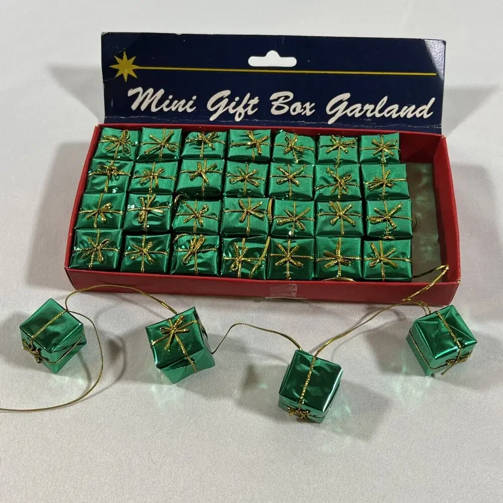 Vintage NEW Mini Gift Box Garland Green & Gold 9 Ft of String or Use For Crafts